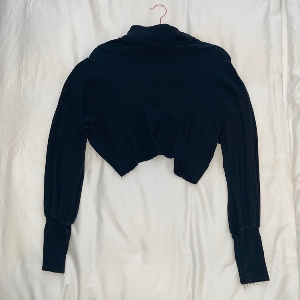LNA cropped cotton black turtle neck, Size: Small Condition: Very Good